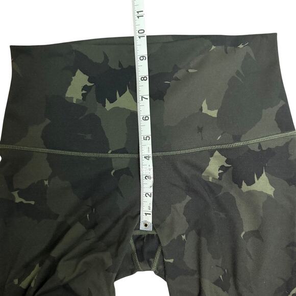 Lululemon Wunder Under Cropped Leggings Stretch Fatigue Green Camo Women 6 - Picture 8 of 9